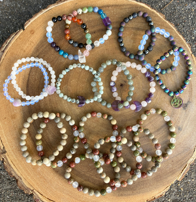 Mala bracelet making