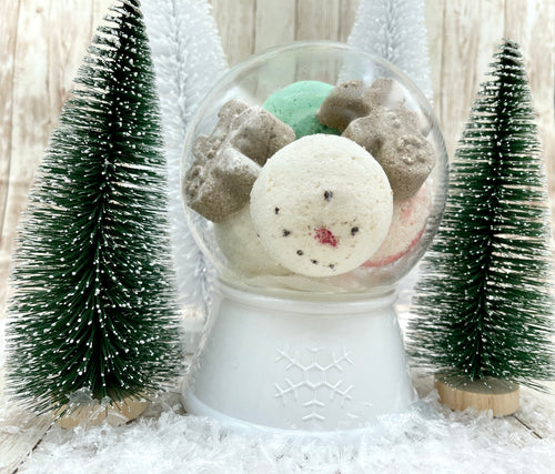 Christmas Bath Bomb Snowglobe